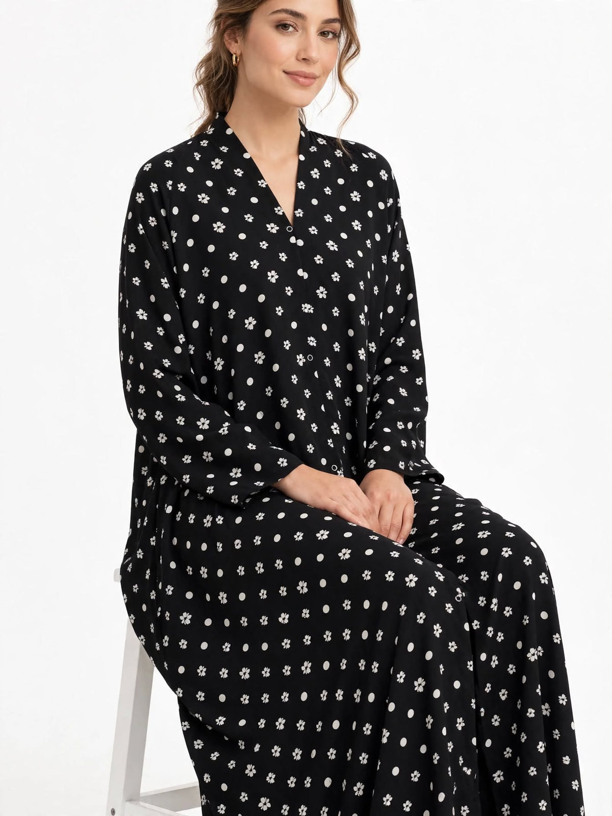 Black & White Floral Polka Dot Printed Abaya